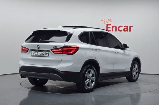 BMW X1 xDrive 18d — пробег 118 394 км — фото 2 из 5