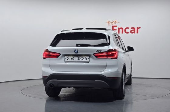 BMW X1 xDrive 18d — пробег 118 394 км — фото 4 из 5