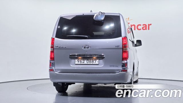 Hyundai Starex Van 5-Seater Modern — пробег 119 575 км — фото 4 из 5