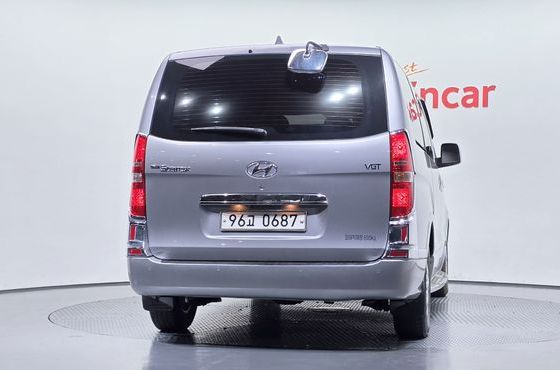 Hyundai Starex Van 5-Seater Modern — пробег 119 575 км — фото 4 из 5