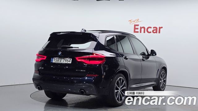 BMW X3 xDrive 30e M sports Online Exclusive Edition — пробег 93 936 км — фото 2 из 5