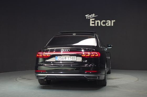 Audi A8 55 TFSI Quattro LWB — пробег 101 699 км — фото 4 из 5
