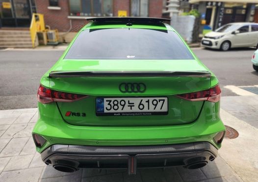 Audi RS3 2.5 TFSI Quattro Carbon Edition — пробег 10 500 км — фото 3 из 5
