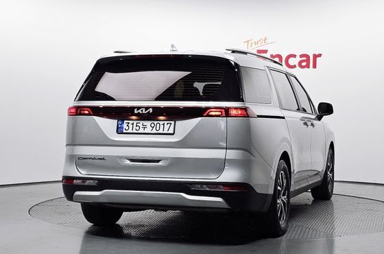 Kia Carnival 9-Seater Prestige — пробег 165 621 км — фото 4 из 5