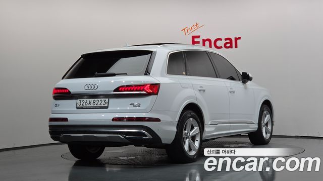 Audi Q7 45 TDI Quattro — пробег 49 643 км — фото 2 из 5
