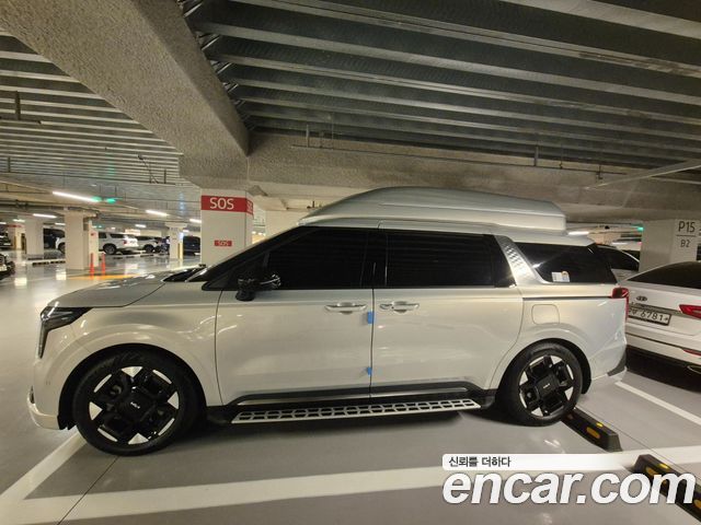 Kia Carnival Gasoline 9-Seater Signature — пробег 12 000 км — фото 1 из 5