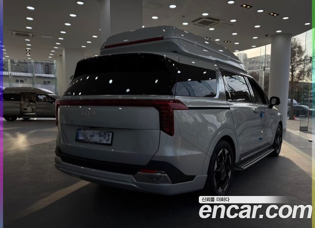 Kia Carnival Gasoline 9-Seater Signature — пробег 12 000 км — фото 2 из 5