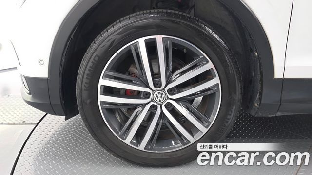 Volkswagen Tiguan из Кореи Encar