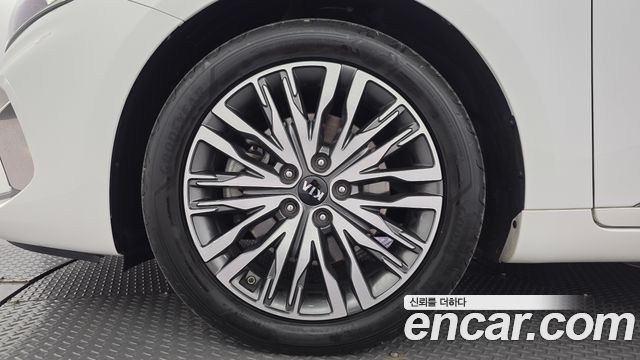 Kia K7 из Кореи Encar
