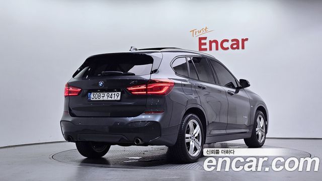 BMW X1 xDrive 20d M Sport package — пробег 122 507 км — фото 2 из 5