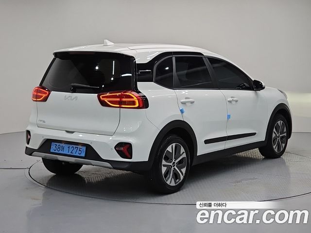 Kia Niro Air — пробег 127 326 км — фото 4 из 5