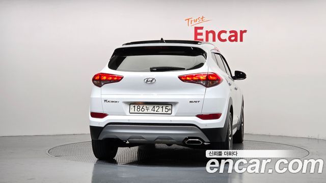 Hyundai Tucson Diesel 1.7 2WD Premium — пробег 179 729 км — фото 4 из 5