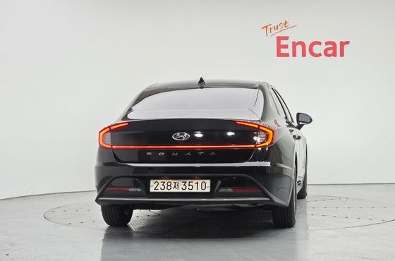 Hyundai Sonata 2.0 Premium — пробег 84 957 км — фото 4 из 5