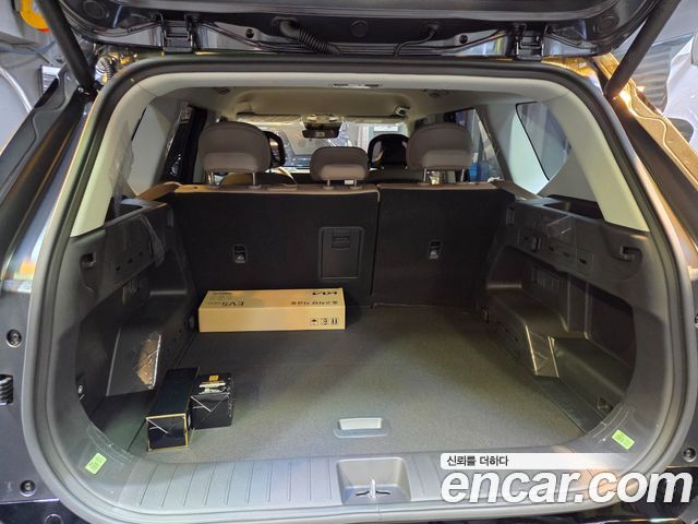 Kia EV5 Standard 2WD Earth — пробег 1 800 км — фото 5 из 5