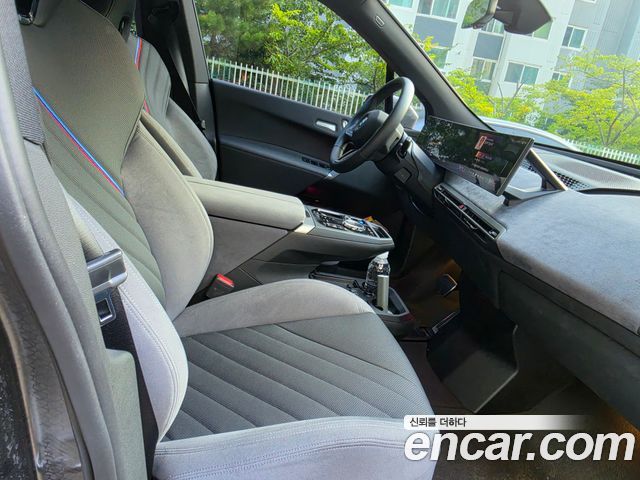 BMW iX из Кореи Encar
