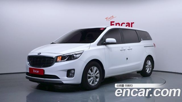 Kia Carnival 11-seater Deluxe — пробег 120 783 км — фото 1 из 5