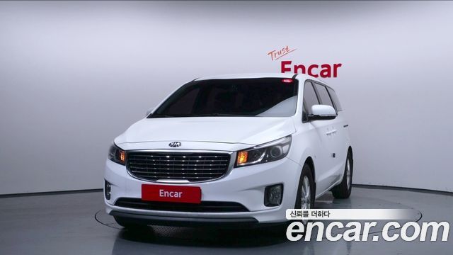 Kia Carnival 11-seater Deluxe — пробег 120 783 км — фото 3 из 5