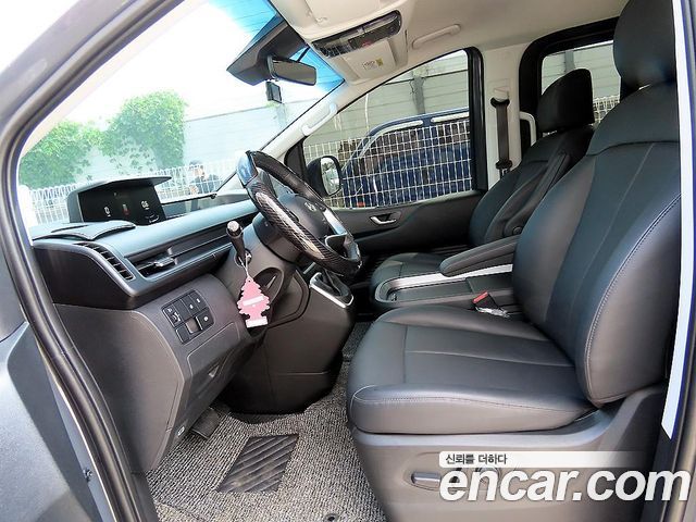 Hyundai Staria из Кореи Encar