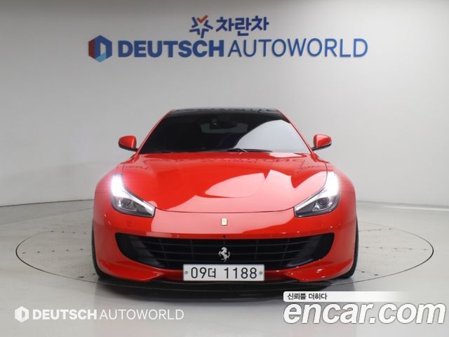 Ferrari GTC4 Lusso из Кореи Encar