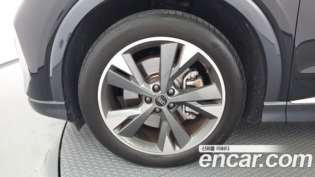 Audi Q4 e-tron из Кореи Encar
