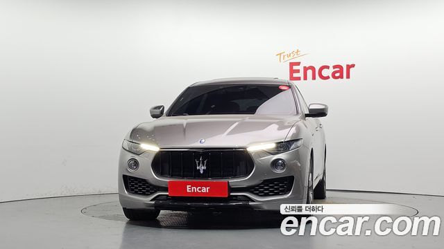 Maserati Levante из Кореи Encar