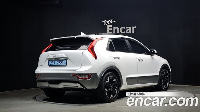 Kia Niro Earth — пробег 151 258 км — фото 2 из 5