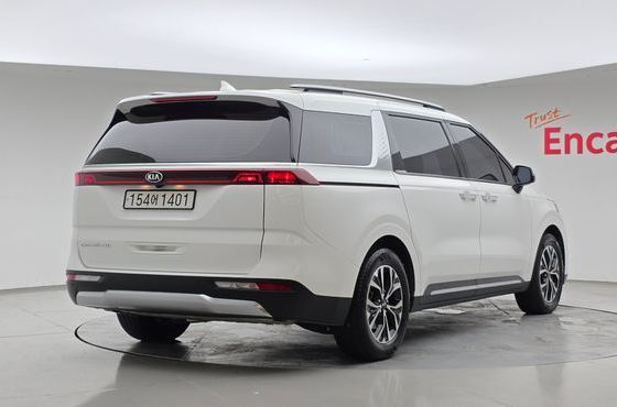 Kia Carnival Diesel 9-Seater Signature — пробег 69 482 км — фото 2 из 5