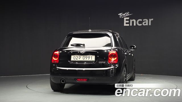 Mini Cooper из Кореи Encar