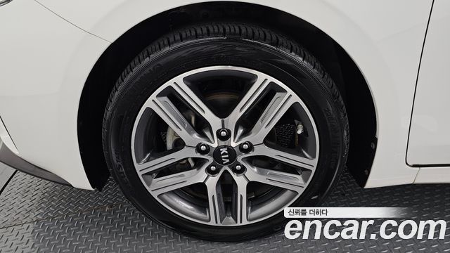 Kia K3 из Кореи Encar