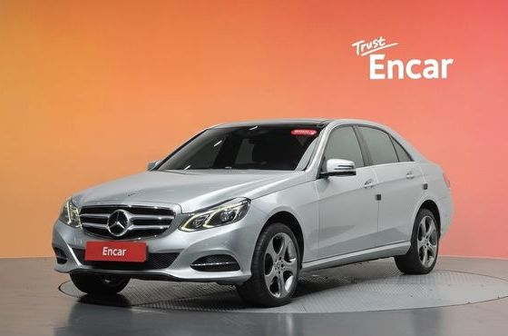 Mercedes-Benz E-Class E350 4MATIC Avantgarde — пробег 134 159 км — фото 1 из 5