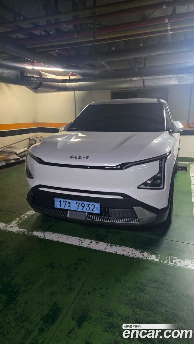 Kia EV5 Long Range 2WD AIr — пробег 750 км — фото 2 из 5