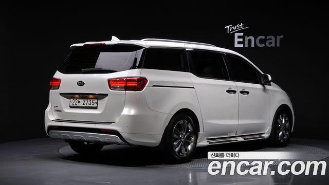 Kia Carnival из Кореи Encar