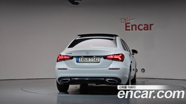 Mercedes-Benz A-Class из Кореи Encar