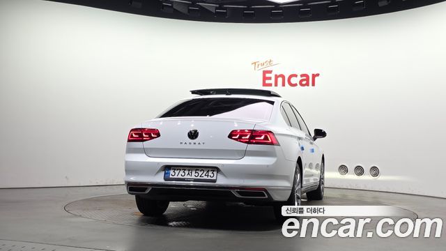 Volkswagen Passat 2.0 TDI Prestige — пробег 40 686 км — фото 4 из 5
