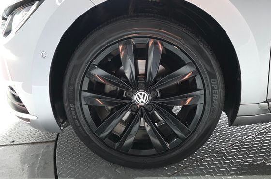 Volkswagen Arteon 2.0 TDI Prestige — пробег 110 950 км — фото 5 из 5