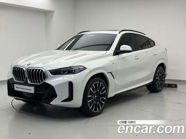 BMW X6 xDrive40i M Sport — пробег 5 630 км — фото 1 из 5