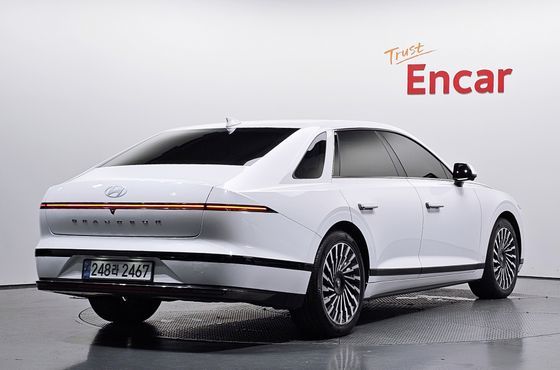 Hyundai Grandeur Calligraphy — пробег 69 990 км — фото 2 из 5
