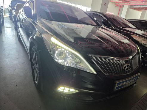 Hyundai Grandeur Premium — пробег 164 792 км — фото 3 из 5