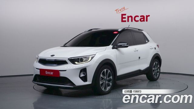 Kia Stonic из Кореи Encar