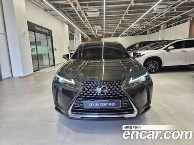 Lexus UX 2.0 2WD — пробег 5 017 км — фото 3 из 5