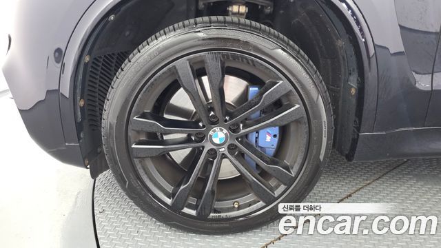 BMW X5 xDrive M50d — пробег 136 440 км — фото 5 из 5