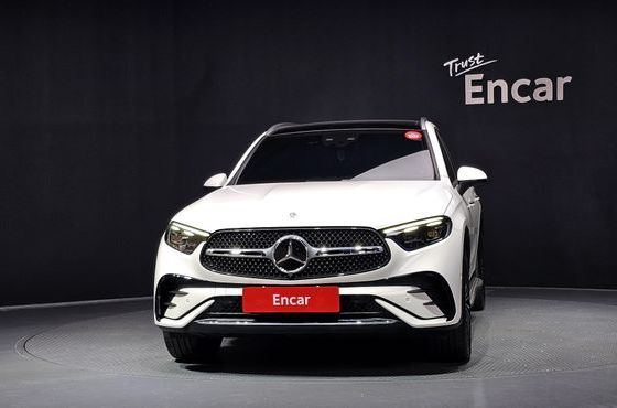 Mercedes-Benz GLC-Class GLC300 4MATIC AMG Line — пробег 25 893 км — фото 3 из 5