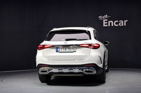 Mercedes-Benz GLC-Class GLC300 4MATIC AMG Line — пробег 25 893 км — фото 4 из 5