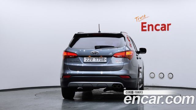 Hyundai Santafe Diesel(e-VGT) 2.2 2WD Exclusive — пробег 176 414 км — фото 4 из 5