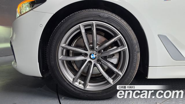 BMW 5-Series из Кореи Encar