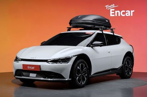 Kia EV6 Standard Earth — пробег 77 909 км — фото 1 из 5