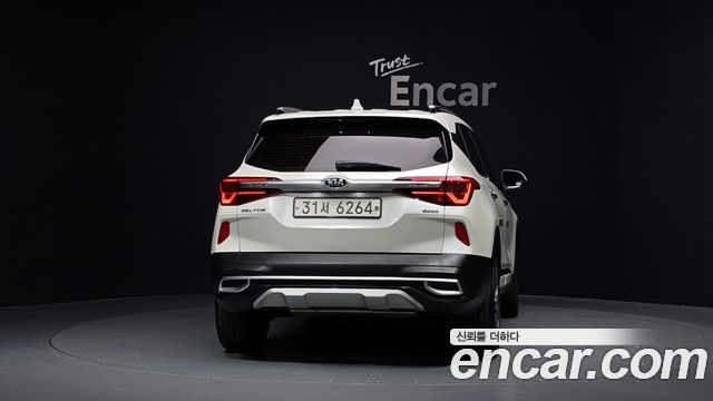 Kia Seltos из Кореи Encar