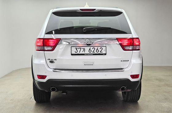 Jeep Cherokee 3.0 Diesel Overland WK2 — пробег 158 705 км — фото 4 из 5