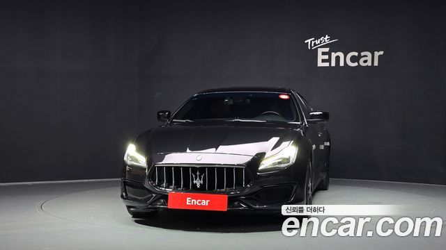 Maserati Quattroporte из Кореи Encar