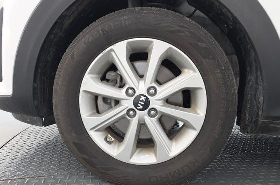Kia Stonic Diesel 1.6 Deluxe — пробег 109 141 км — фото 5 из 5